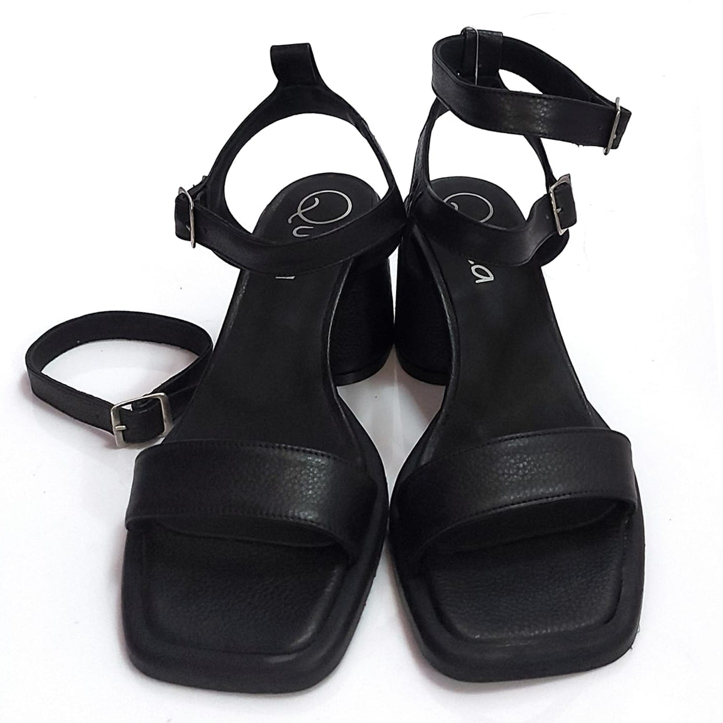 Sandalias de Vestir de Mujer Taco Mediano Punta Cuadrada de Cuero Negro doble Pulsera Quica Rosario