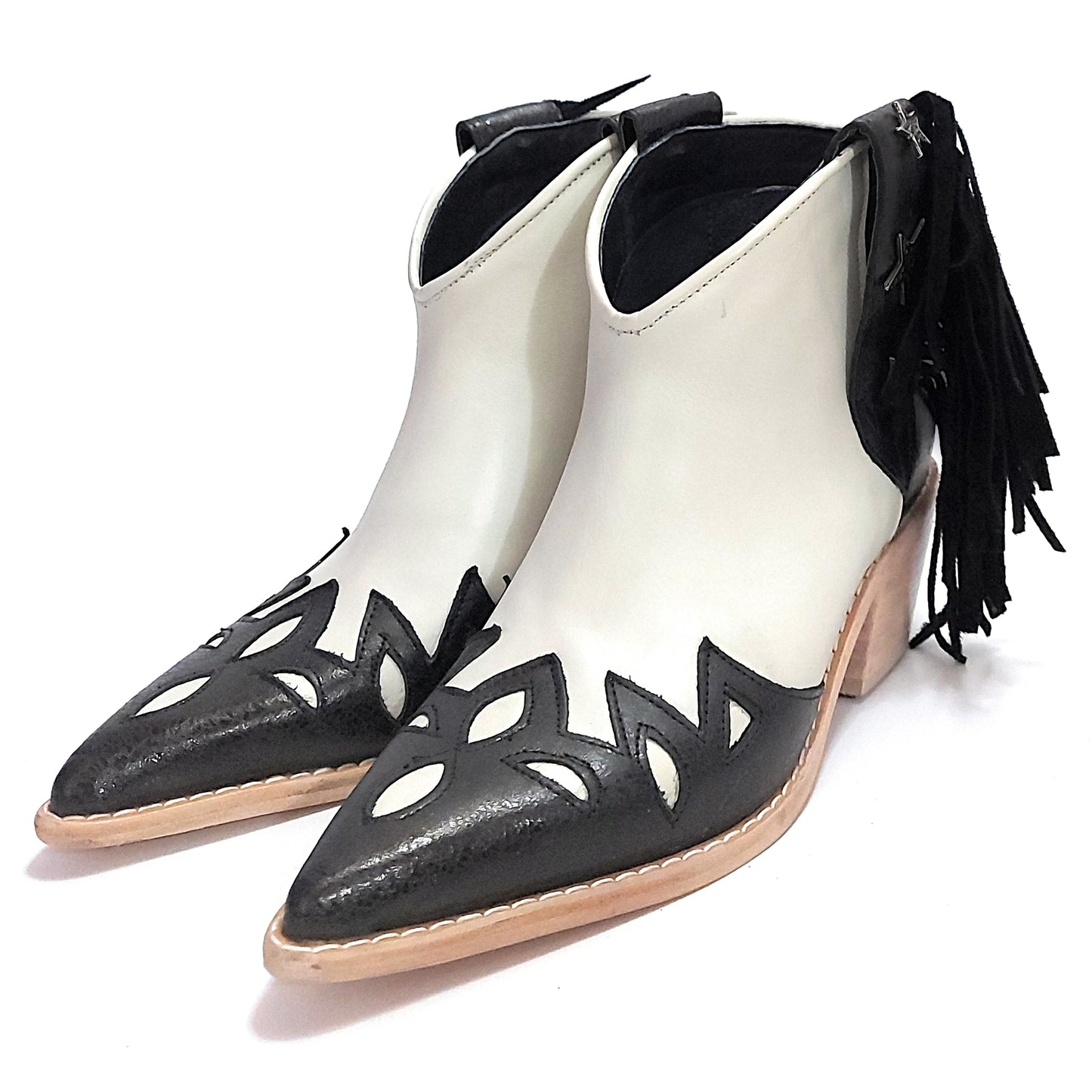 Botas Texanas Cortas Mujer Charros Cuero Flecos Quica Motoco