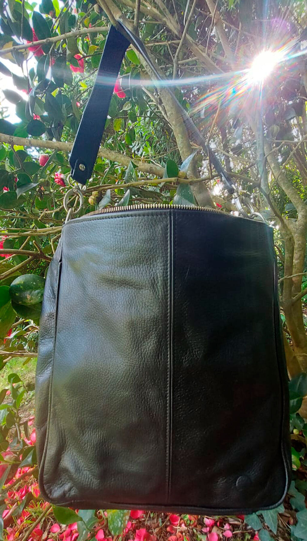 Cartera Amplia Macedo Cuero Vacuno Correa Desmontable