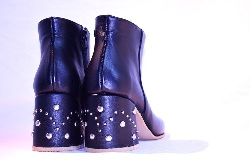 Bota Botineta Vestir Cuero Taco Cuadrado Tachas Quica Trelew