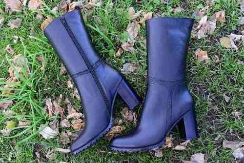 Botas Vestir Cuero Negro Taco Separado Quica Gisel