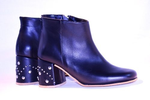 Bota Botineta Vestir Cuero Taco Cuadrado Tachas Quica Trelew