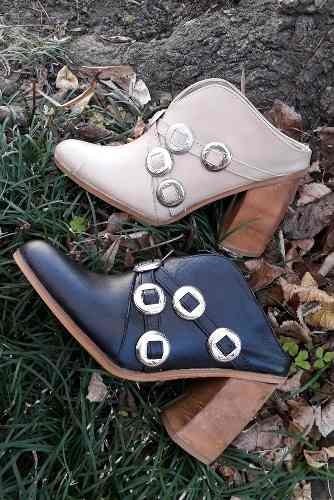 Mules Zuecos Taco Madera Monedas Plata Quica Donna