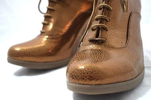 Zapato Bota Acordonado Taco Cuero Cobre Únicos Quica Maimara