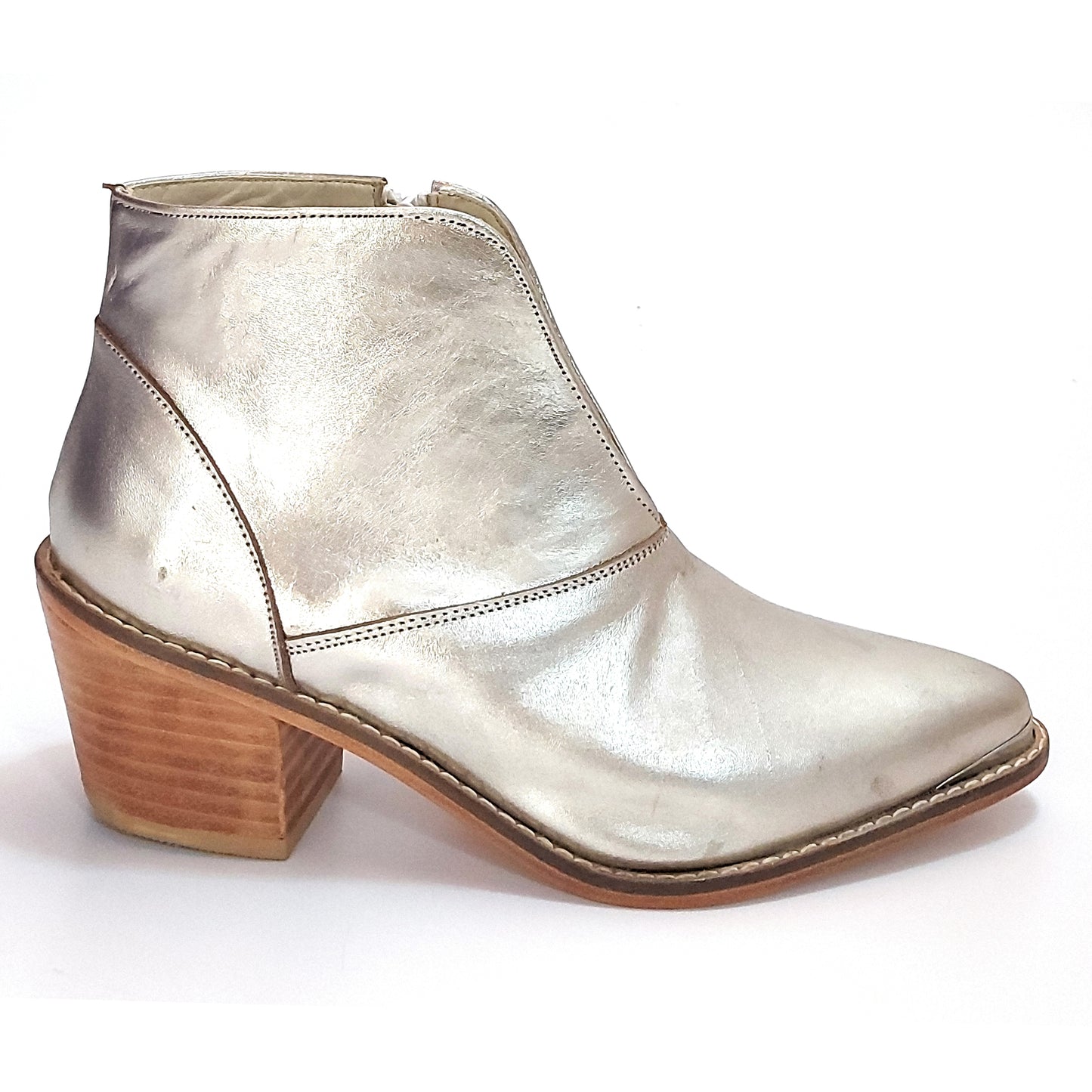 Botas Mujer Texanas Cortas Platino Hechas a Mano Estilo Western Chic Quica Medusa