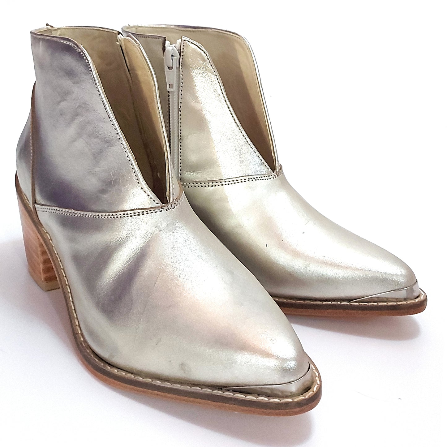 Botas Mujer Texanas Cortas Platino Hechas a Mano Estilo Western Chic Quica Medusa