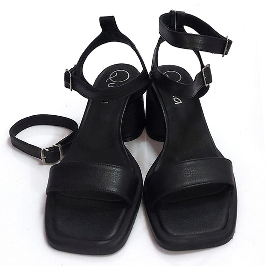 Sandalias Punta Cuadrada de Cuero Negro doble Pulsera