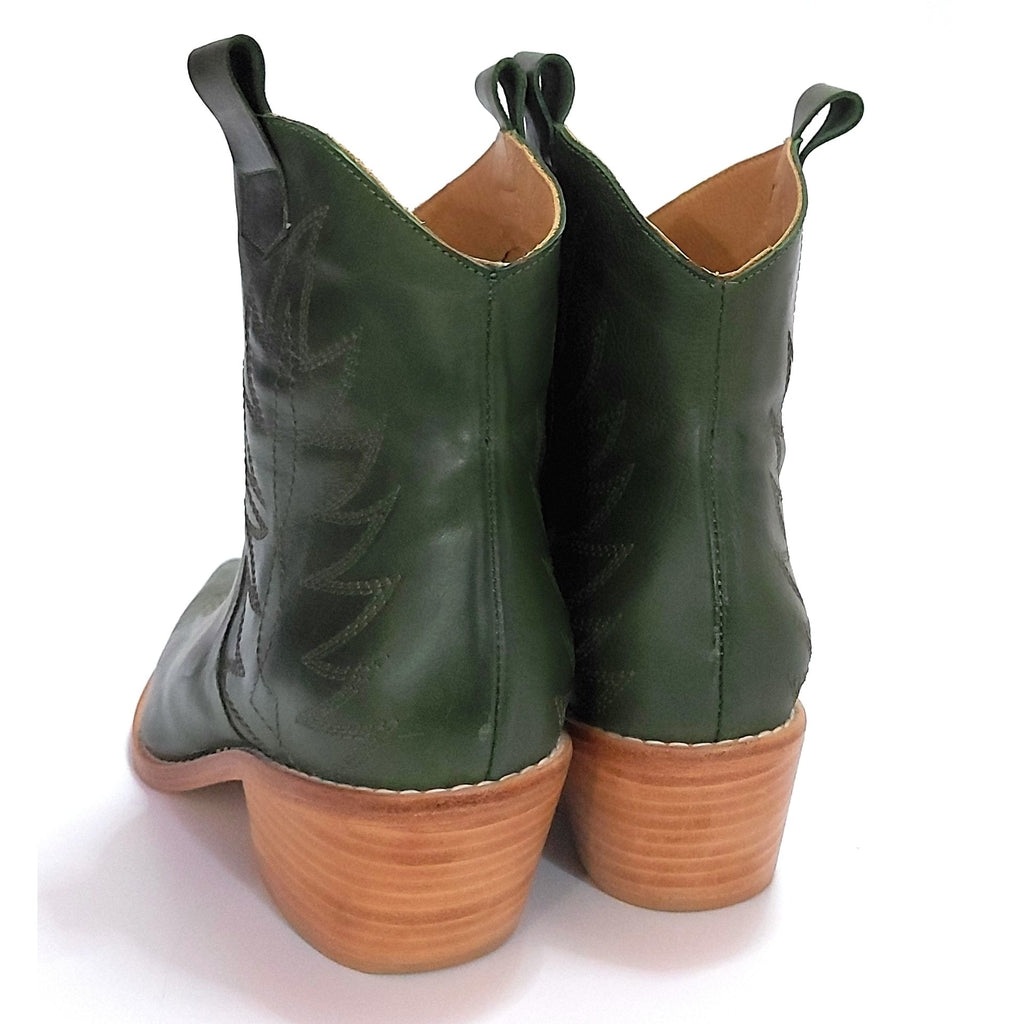 Botas Texanas Cortas Bordada Quica Laguna