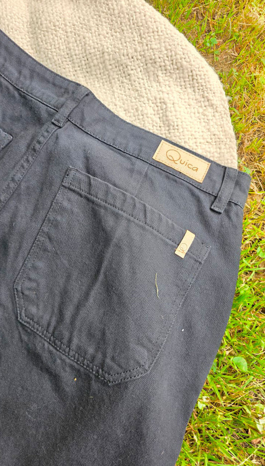 Jeans Sastrero Negro Ombú